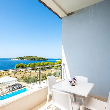 Apartmán Life Sea View & Pools